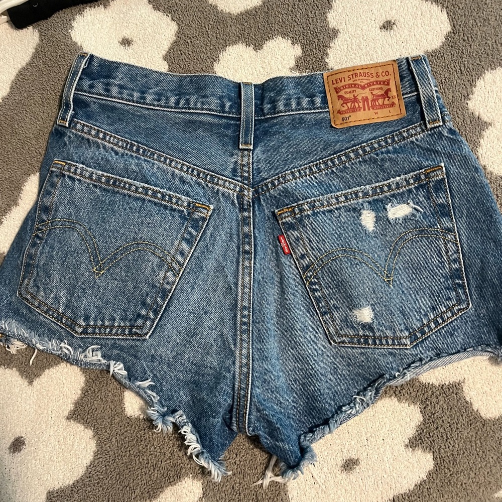 levis 501 jean shorts - Picture 2 of 2